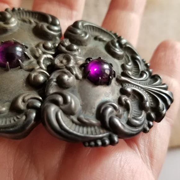 Relisted -Antique Victorian sash belt buckle purple glass cabochons black metal - Picture 3 of 13